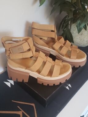 TIMBERLAND Chunky Strappy Platform Sandals in Tan